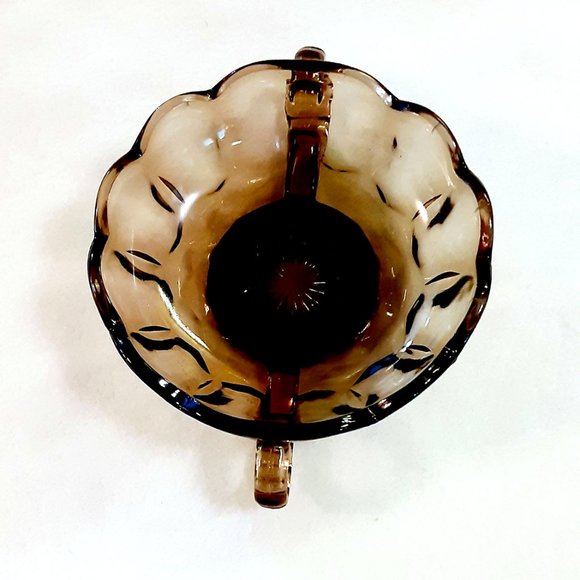 Fostoria Argus pattern 2-handled candy dish or server amber brown scalloped rim - Picture 2 of 3